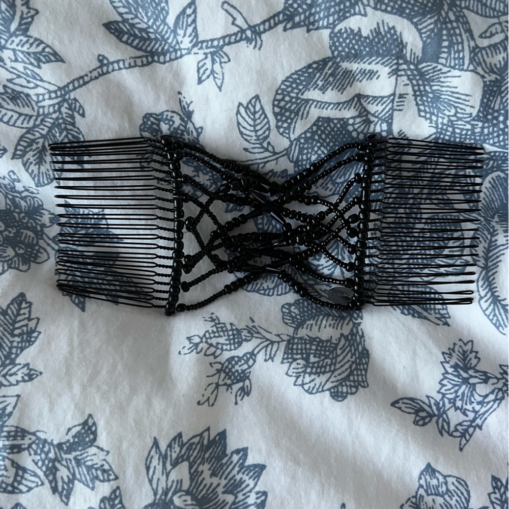 Black beaded hair clip - Picture 2 of 4
